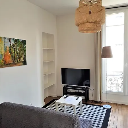 Appartement Cours Langlet - 1 B *