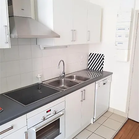 Cours Langlet - 1 B Apartment
